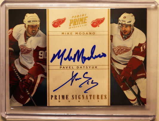 2012 Panini Prime Hockey Prime Signatures Duals #11 Mike Modano/Pavel Datsyuk